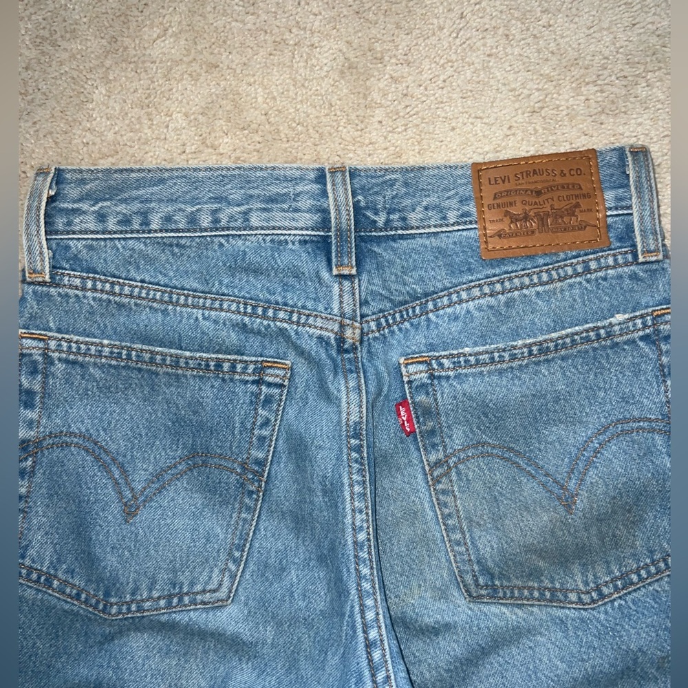 LEVI’S Jeans Size 24